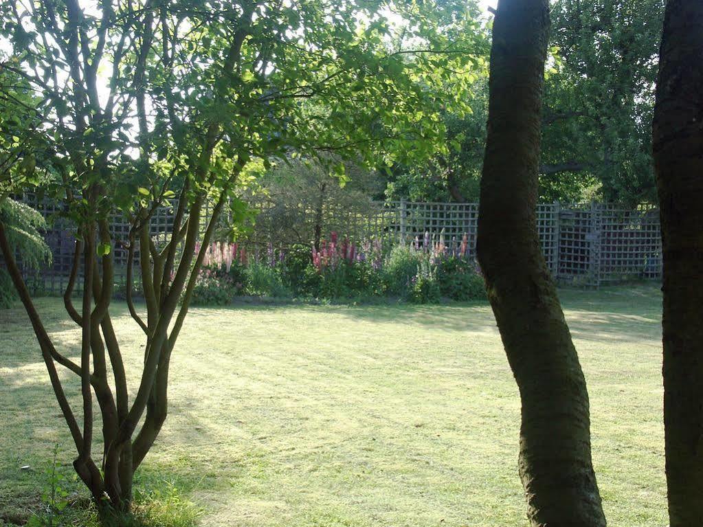 مبيت وإفطار نورويش Catton Old Hall المظهر الخارجي الصورة
